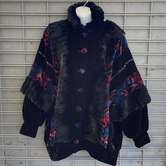 VTG- 1980’s Glamour Cocoon Floral Velvet & Rabbit Fur Button Up Duster Jacket - Picture 9 of 9